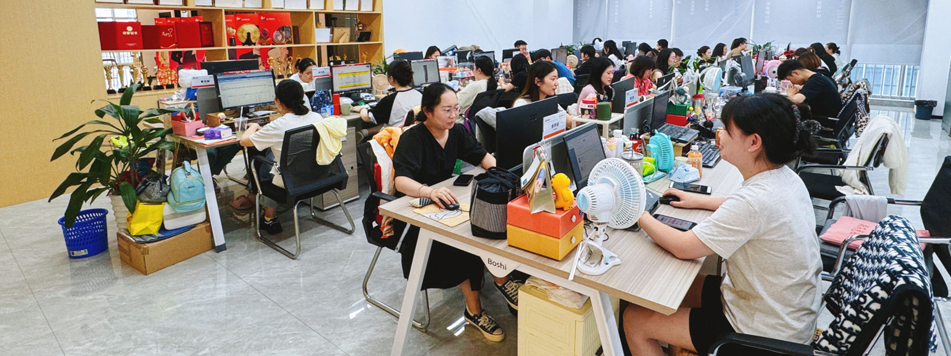 通过实战案例教学，提高团队协作与执行能力